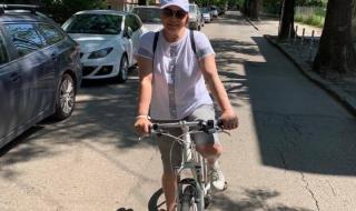 Нинова с призив на колело