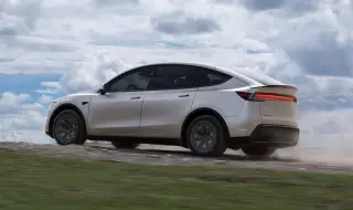 Tesla представи по-дългия Model Y. Ето какви са промените