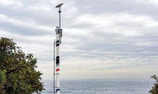 Япония пусна първата клетъчна кула, захранвана от сателитите на Илон Мъск