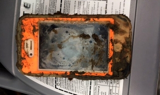 iPhone 4 проработи след година и половина под вода
