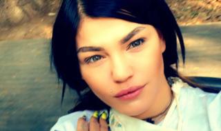 Жана Бергендорф се сгоди