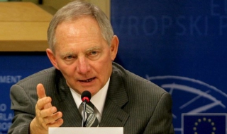 Шойбле: Заплатите в Германия трябва да се вдигнат