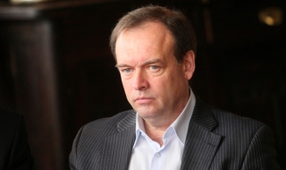 Христо Монов се извини на протестиращите