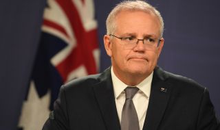 Премиерът на Австралия със спад в популярността