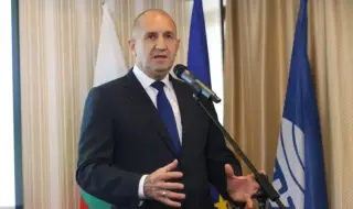 Радев: Инфлацията на Борисов е толкова истинска, колкото и магистралите му
