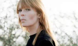 Нико – студеният глас зад една рок легенда