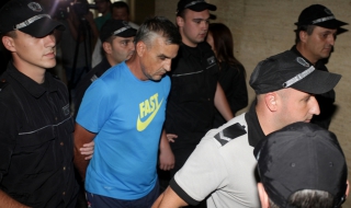 Румънският тираджия от Яна остава в ареста