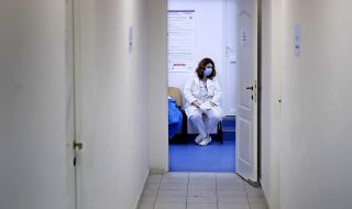 Потвърдените случаи на коронавирус в Германия за денонощие са 17 419
