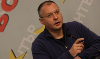 Прокуратурата предлага административно наказание за Станишев