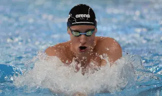 Любомир Епитропов се класира за финала на 200 метра бруст на Европейското по плуване