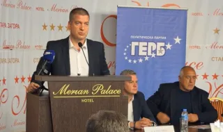 After the support for Yotova: Zhivko Todorov showed a signed resignation as mayor. And asked for a vote of confidence