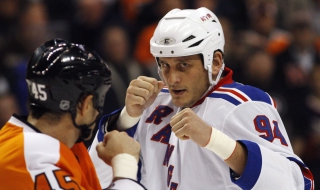 Едно от лошите момчета в НХЛ се самоуби