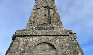 Костадин Костадинов видя конспирация в ремонта на Паметника на връх Шипка: Бил започнат, за да няма честване на 3 март