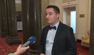 Божанков: Ние сме за орязване правомощията на гл. прокурор, който пак се опита да "изпере" Борисов