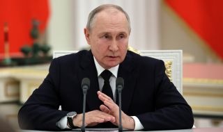 Путин: Русия се изправя с увереност срещу хибридната война, водена срещу нея