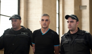 Съдът остави в ареста румънския шофьор предизвикал катастрофата при гара Яна