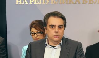 Асен Василев: В следващите два месеца има ключови срещи, свързани с процеса по присъединяване към еврозоната
