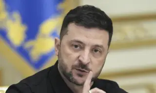 Страна.ua: Зеленски се надява на войната в Иран, за да спре натискът от САЩ за избори в Украйна и изтегляне от Донбас