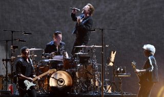 U2 пуска луксозно издание на "Achtung Baby"