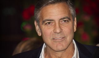 Джордж Клуни в болница след рязка загуба на тегло