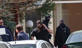 Прокурори влязоха в дружество, доставяло оборудване на ВВС на България