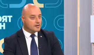 Атанас Славов: И за слепите  вече е ясно къде стои Радев. Всичко показва, че ще участва по някакъв начин в политиката 