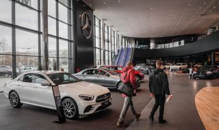Mercedes-Benz продава завода си в Подмосковието