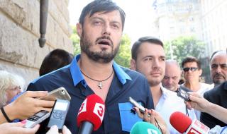 Бареков няма да е учител, отива на избори