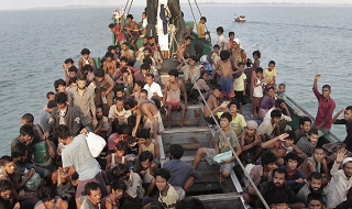 Повече от 4400 мигранти бяха спасени край бреговете на Либия