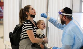 Израел отново въведе задължението за носене на маски