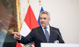Австрия е увеличила контрола по границата с Унгария