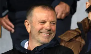 Стойчо Младенов за Левски: Много бързо се пука този балон, да не вирят нос