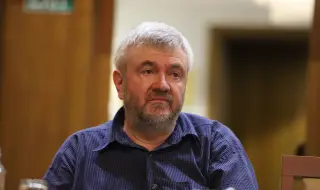 Режисьорът Теди Москов навършва 65 г. днес
