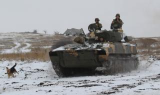Украйна обяви военно положение. Започва мобилизация