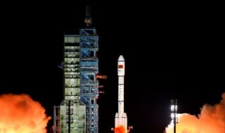 Китай изстреля основния модул на постоянната си космическа станция