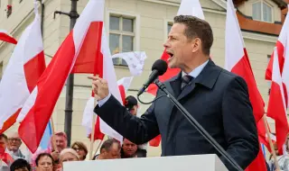 Полша ще проведе избори с критично значение за проевропейския курс на страната