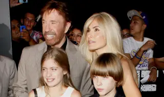 Децата на Чък Норис му отдадоха почит с прочувствени обръщения след смъртта му (СНИМКИ)