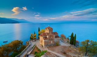 Охридското езеро влиза в списъка на ЮНЕСКО за застрашени обекти