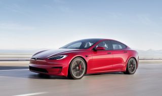 Tesla започна да доставя новия Model S Plaid и повиши цените с 10 хиляди долара
