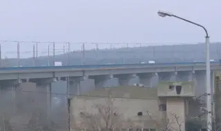 Възрастен мъж скочи от Аспарухов мост във Варна