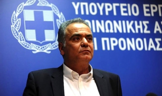Гръцкият социален министър: Никой не може да ни извива ръцете за сделката с дълга