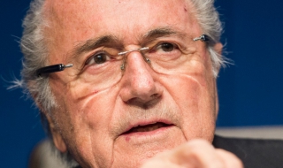 Президентът на ФИФА не стъпва на американска земя заради разследване на ФБР