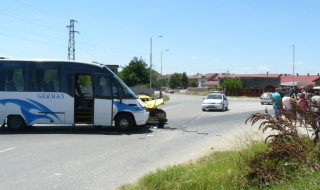 Шестима ранени при тежка катастрофа