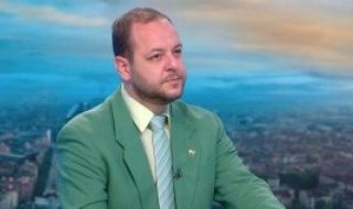Сандов: ДБ очакваше отлив, но не с такива размери