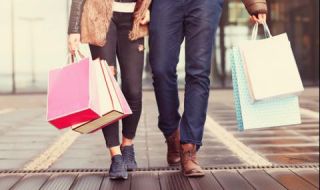 Невиждан рекорд при предколедното пазаруване в САЩ