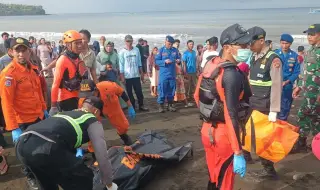Ferry with 65 people on board sinks off Indonesian island of Bali 