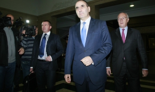 Цветан Цветанов се изправи пред съда