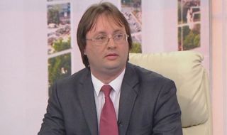 Доц. Минчев: Кибервойната е много активна