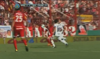 Гол-красавец от 30 метра (ВИДЕО)