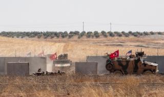 Турция подсилва армията по границата